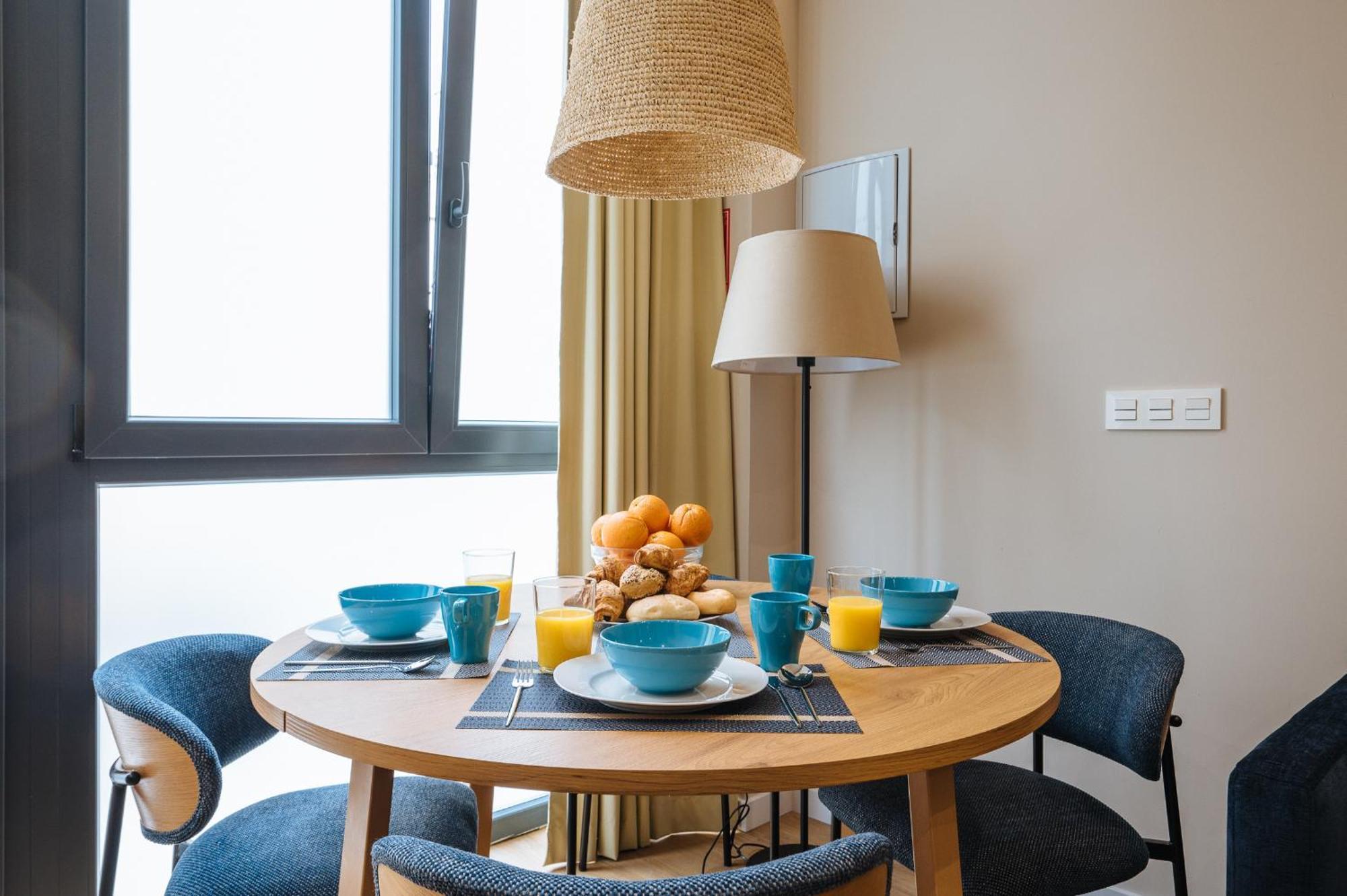 New Hostly Alameda Apartments Sevilla Eksteriør bilde